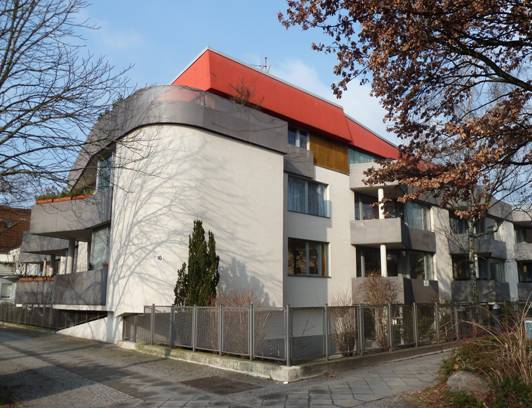 Grundbesitz 24: „Hamburg 1“ erwirbt weiteres Mehrfamilienhaus in Berlin